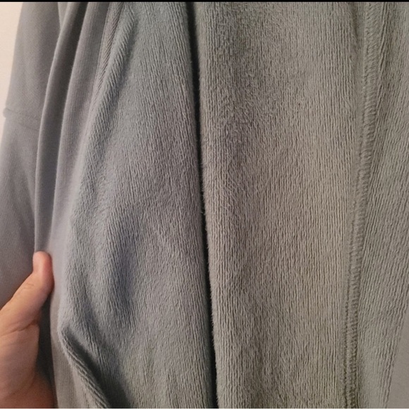 Ugg Clarence Robe - Picture 5 of 8